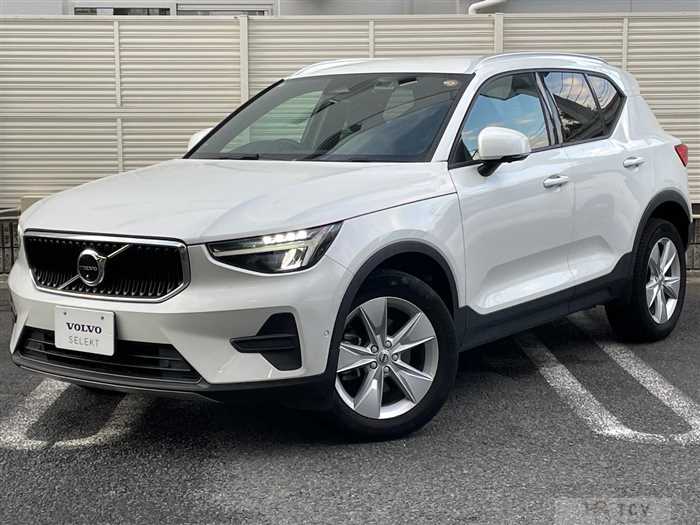 2022 Volvo XC40