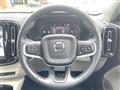 2022 Volvo XC40
