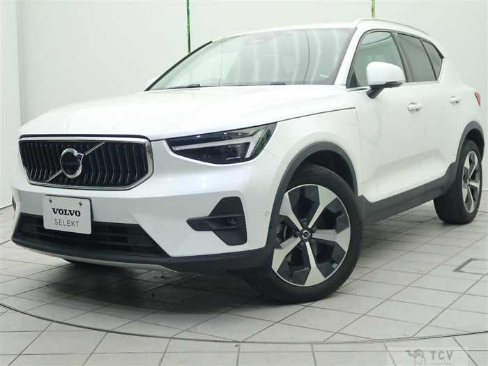 2022 Volvo XC40