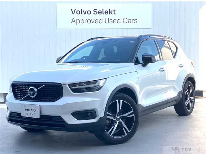 2022 Volvo XC40