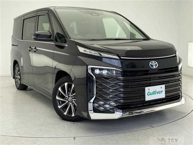 2023 Toyota Voxy