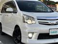 2012 Toyota Noah