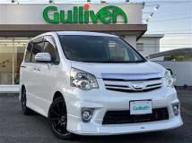 2012 Toyota Noah