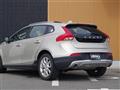2017 Volvo V40