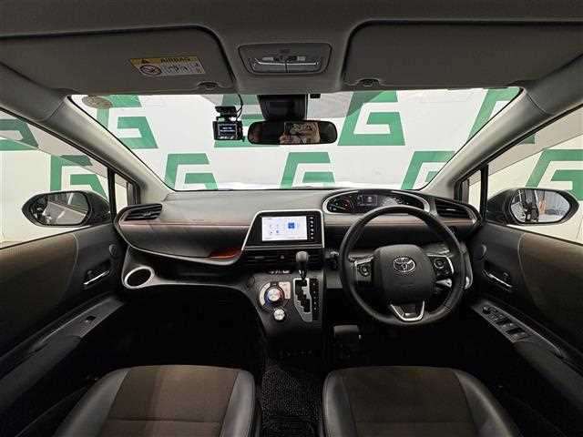 Toyota Sienta 2022 photo 3