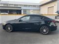 2017 Mazda Axela