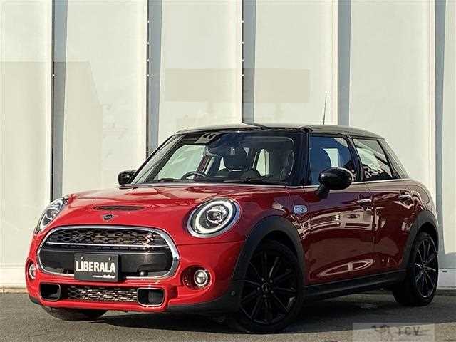 2021 BMW MINI