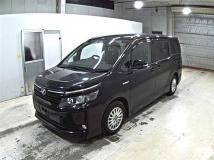 2014 Toyota Voxy