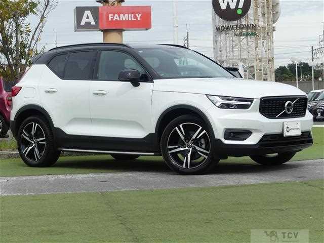 2021 Volvo XC40