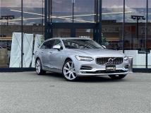 2017 Volvo V90