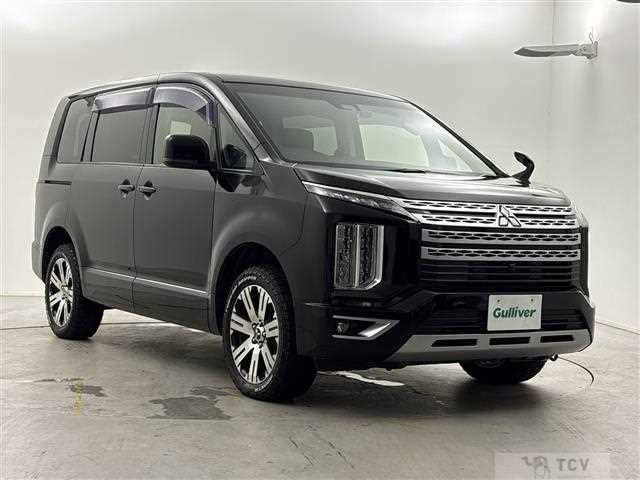 2021 Mitsubishi Delica D5