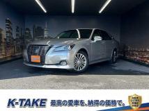 2016 Toyota Crown