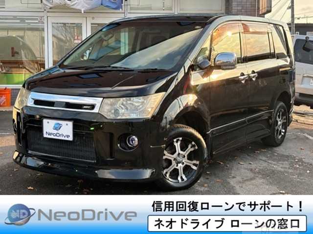 2010 Mitsubishi Delica D5