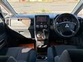 2010 Mitsubishi Delica D5