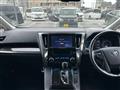 2015 Toyota Vellfire