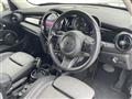 2022 BMW MINI