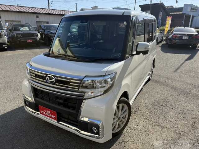 2016 Daihatsu Tanto Custom