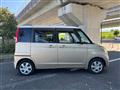 2010 Nissan ROOX