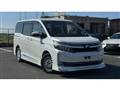 2015 Toyota Voxy
