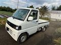 2005 Nissan Clipper Truck