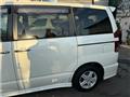 2005 Toyota Noah