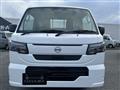 2026 Nissan Clipper Truck