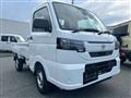 2026 Nissan Clipper Truck