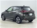 2022 Nissan KIX