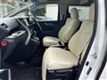 2015 Toyota Alphard