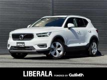 2020 Volvo XC40