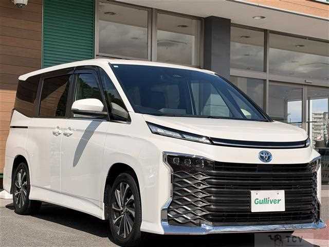 2023 Toyota Voxy