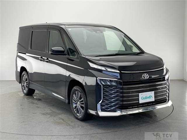2022 Toyota Voxy