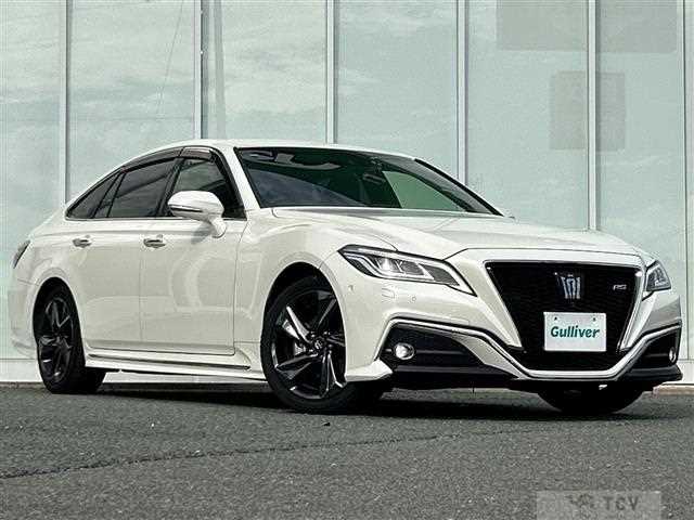 2020 Toyota Crown Hybrid