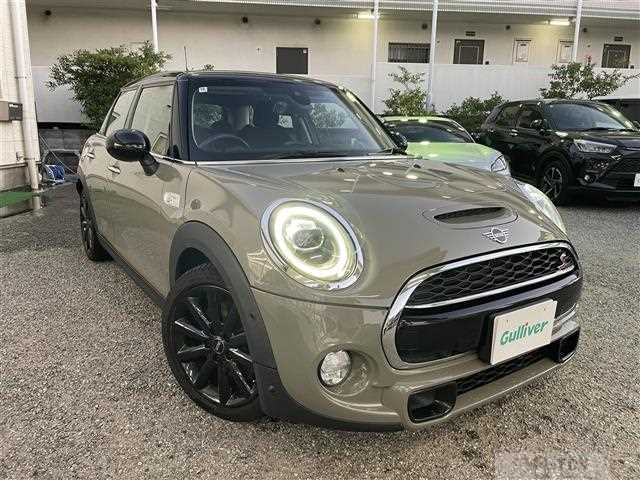 2018 BMW MINI