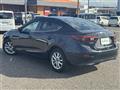 2016 Mazda Axela