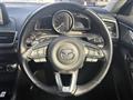 2016 Mazda Axela