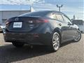 2016 Mazda Axela