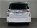 2017 Nissan Elgrand
