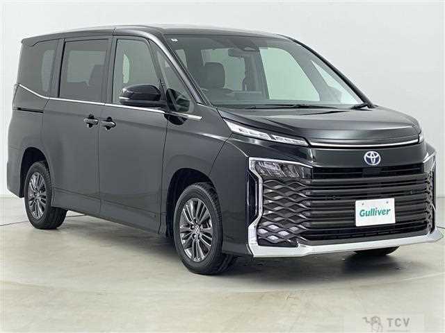 2025 Toyota Voxy