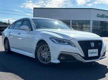 2018 Toyota Crown Hybrid