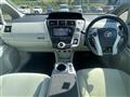 2014 Toyota PRIUS α
