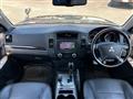 2010 Mitsubishi Pajero