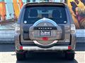 2010 Mitsubishi Pajero