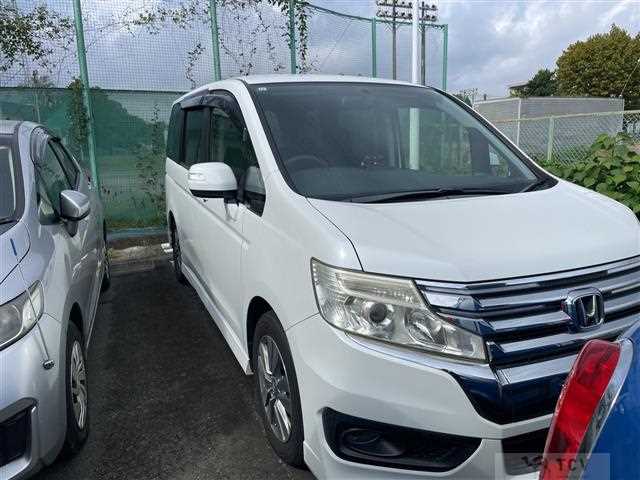 2013 Honda Step WGN