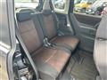 2010 Nissan ROOX