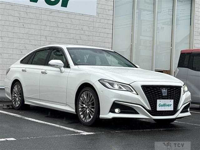 2020 Toyota Crown Hybrid