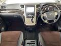 2013 Toyota Alphard