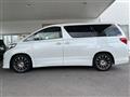 2013 Toyota Alphard
