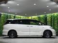 2012 Toyota Estima Hybrid