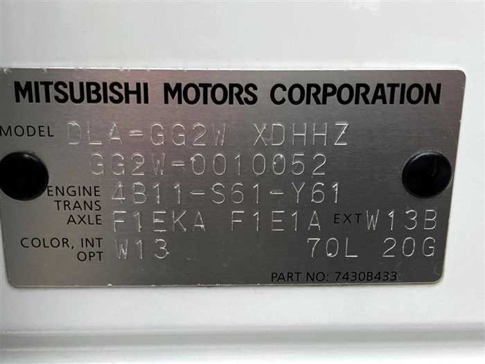 Mitsubishi Outlander 2014 photo 2